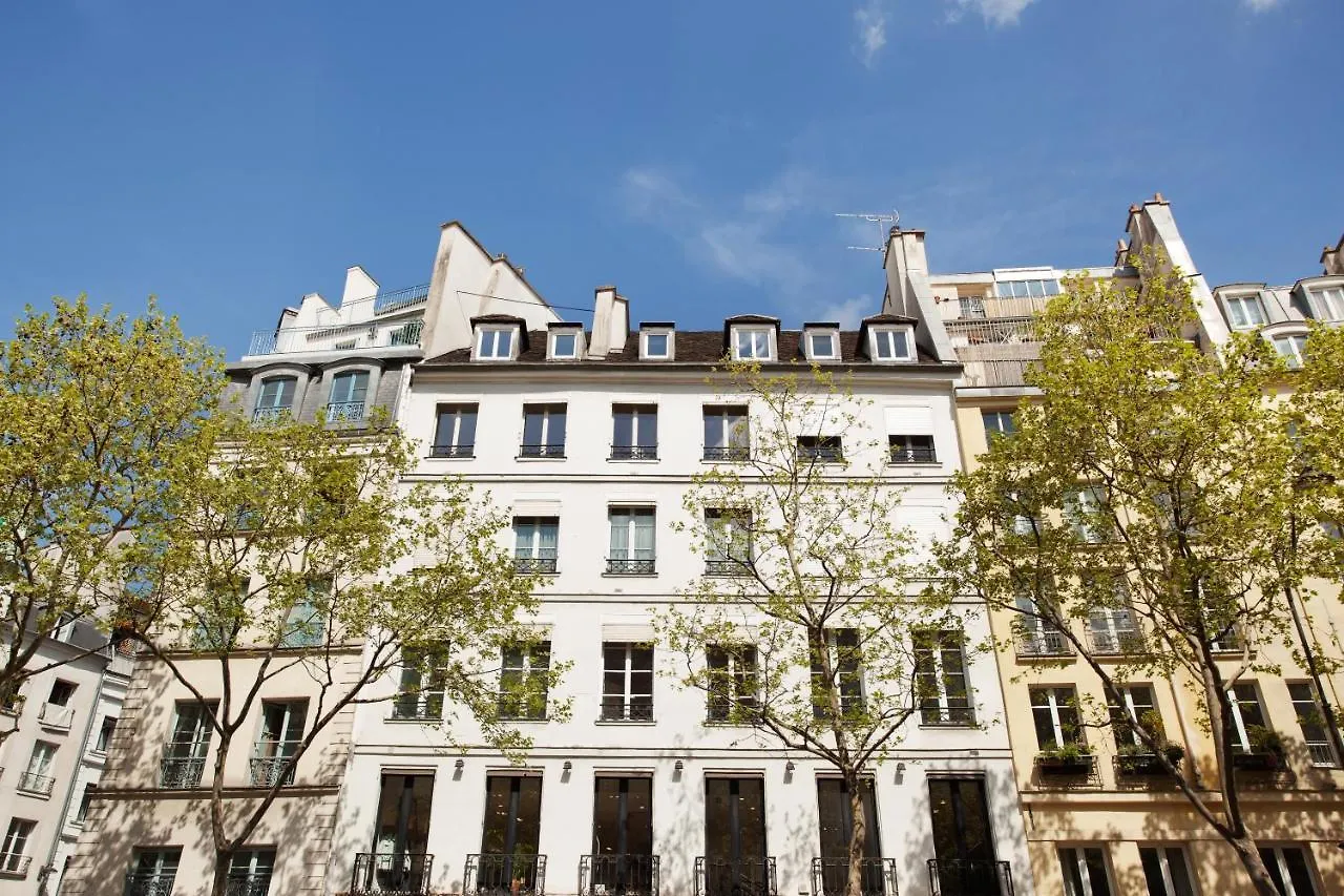 Apartment Saint Germain Des Pres By Studio Prestige Paris