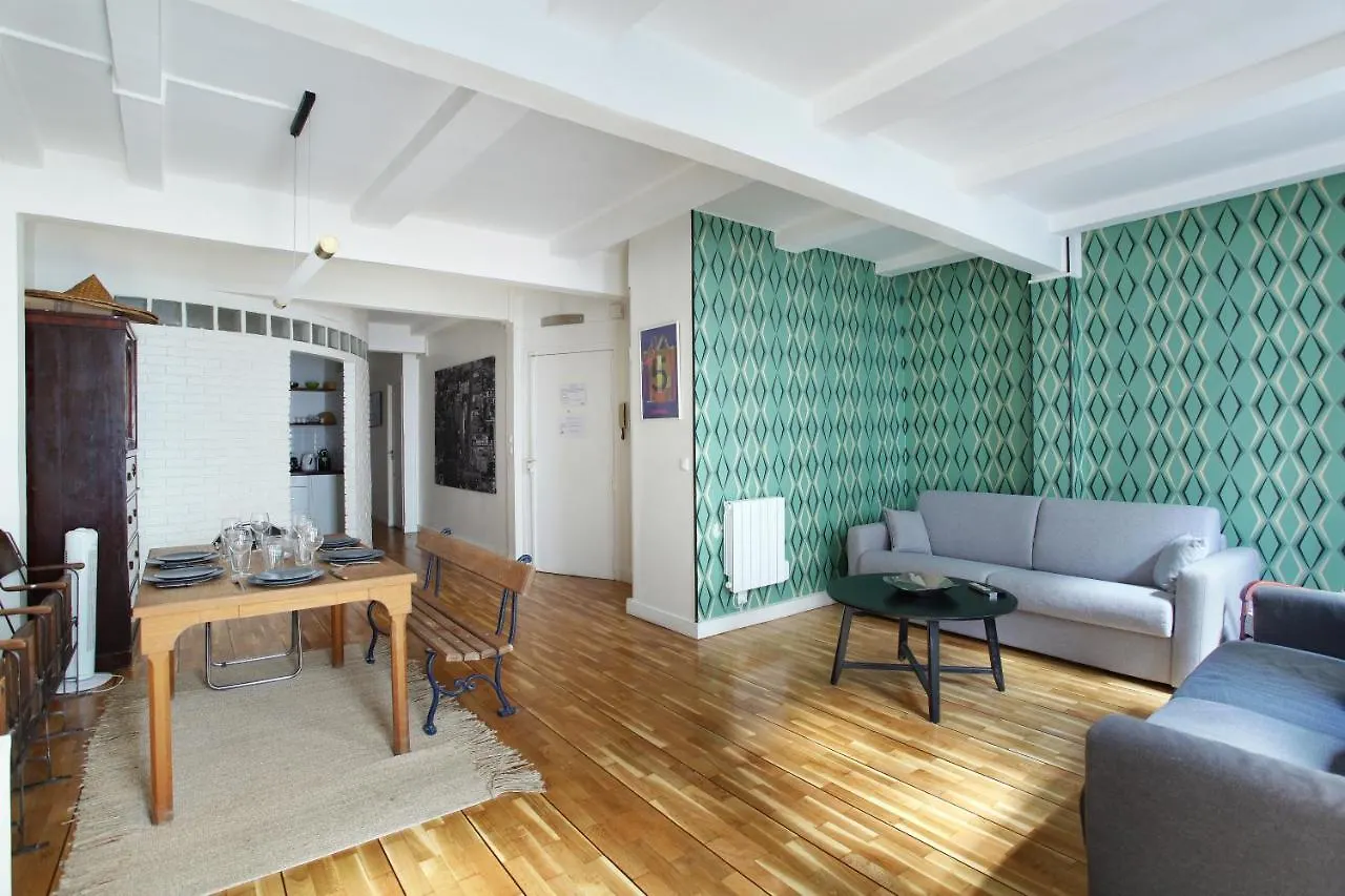 Apartment Saint Germain Des Pres By Studio Prestige Paris