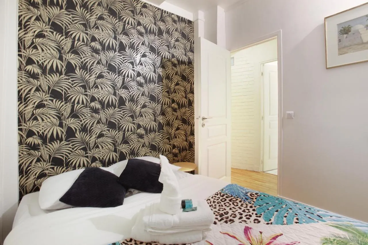 Apartment Saint Germain Des Pres By Studio Prestige Paris